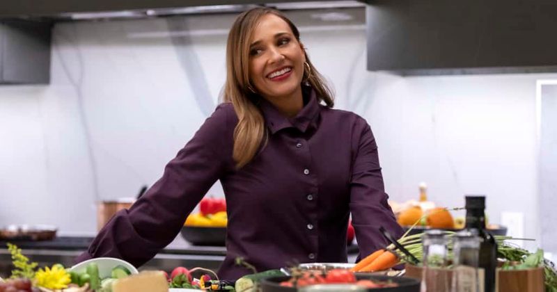 'Her father is Quincy f*****g Jones': Fans defend Rashida after backlash over her role in ‘#blackAF’