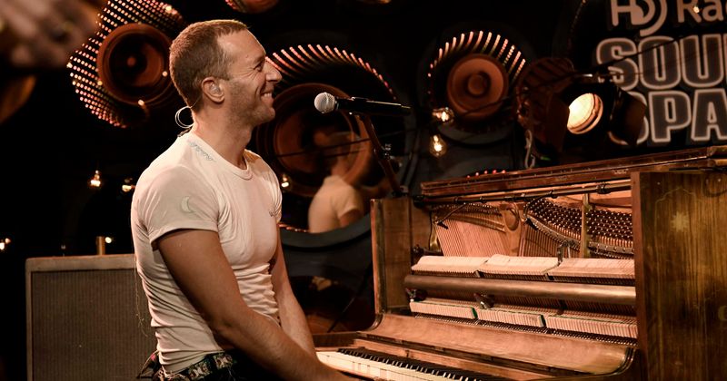 'One World: Together At Home': Chris Martin's old performance gets replayed leaving Coldplay fans disappointed