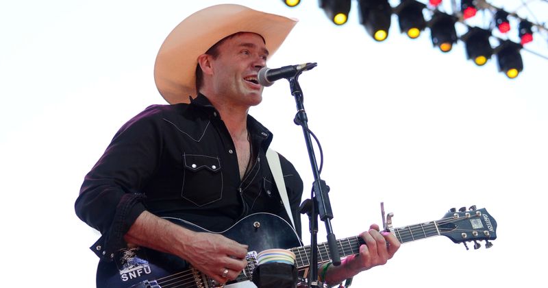 'Agricultural Tragic' Review: Corb Lund presents a groovy, melodic slice of life from his Canadian ranch days