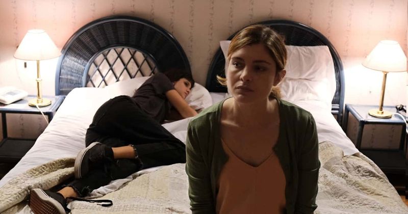 '18 Presents' Review: A time-altering tale of an estranged mother and her daughter that tugs at heartstrings