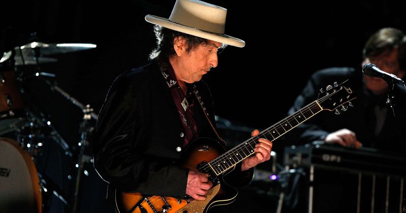 Pandemic Playlist: Our Top 5 Bob Dylan tracks are the perfect mood-setters for the relaxing weekend ahead