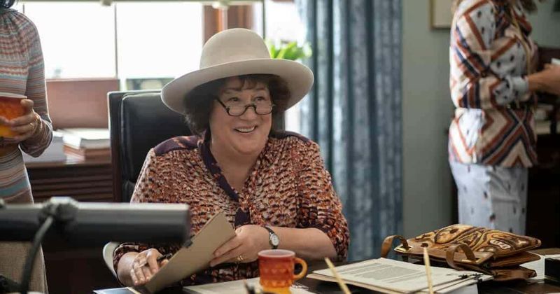 'Mrs America' Episode 7: Phyllis Schlafly smacked in the face with a pie, but who is behind it?
