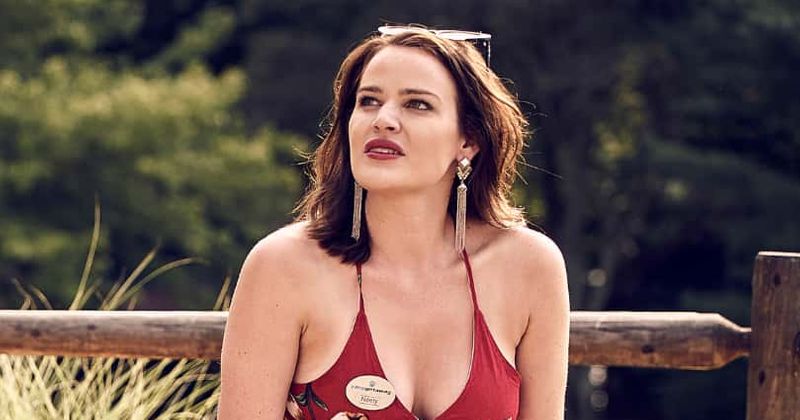 'Camp Getaway': Neely kisses ex, fans say he resembles an 80s coke distributor and tell her she deserves better