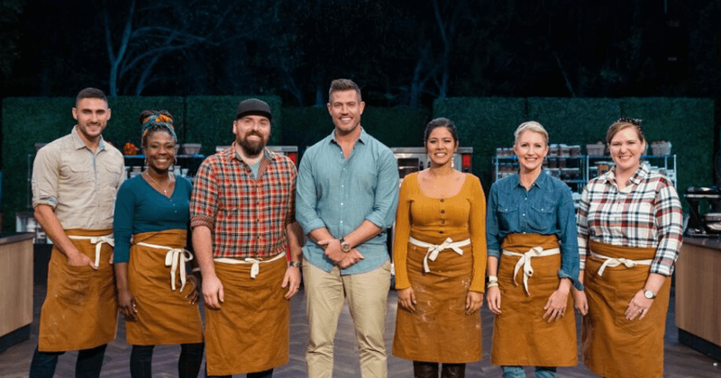'Bakeaway Camp with Martha Stewart': Premiere sees six home bakers create mouthwatering s'mores, layer cakes