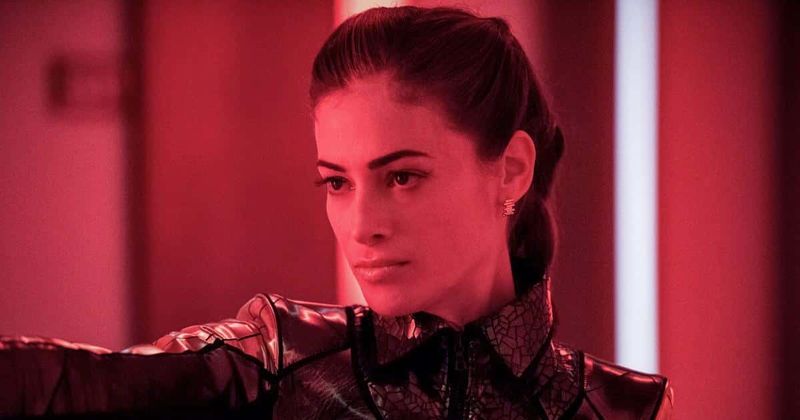 'The Flash' Season 6 Episode 19 Review: Carver's Angels, Eva's plans and a doomed Iris highlight epic finale