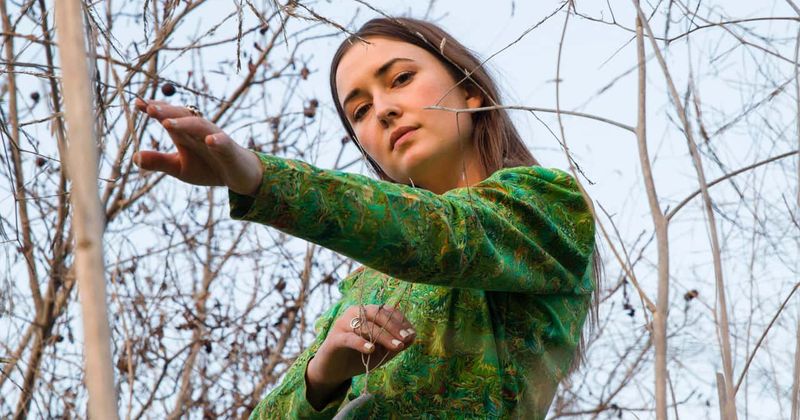 'Sorceress' Review: Jess Williamson's new album is a candle-lit mystery of magic and self in a chaotic world