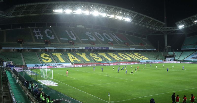 Soccer team fills up stands with sex dolls holding porn ads instead of mannequins after mixup, issues apology