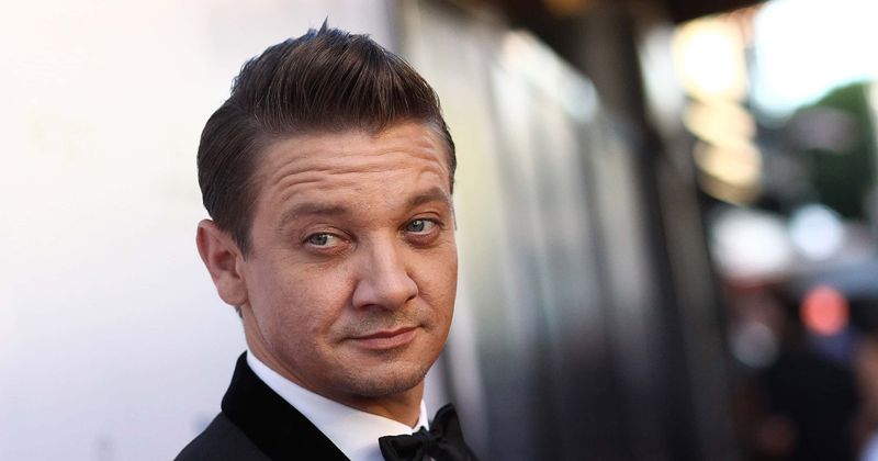 'Celebrity IOU': Jeremy Renner reveals he was living at a construction site before Academy Awards red carpet