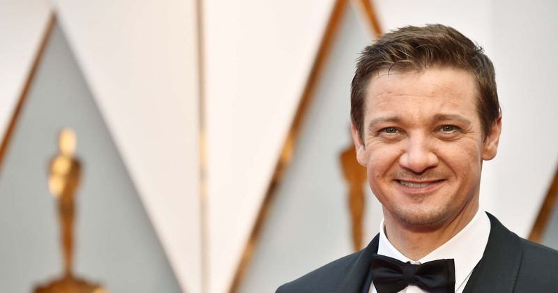 'Celebrity IOU': Jeremy Renner walked around naked wearing only his mom's heels as a kid