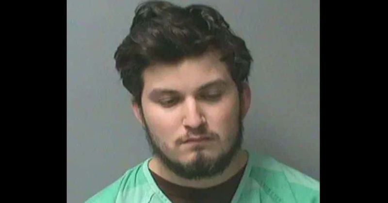 Sadist Iowa man adopts rescued dogs from shelter only to let them starve to death in locked apartment