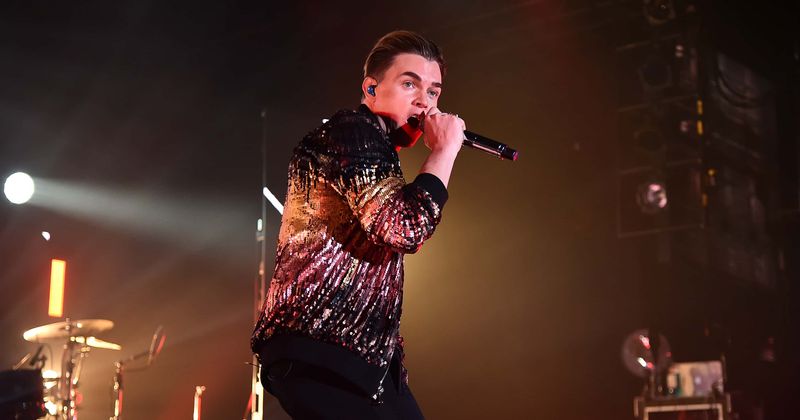 'Celebrity Watch Party': Jesse McCartney watches himself lose on 'The Masked Singer', fans call it heartbreaking