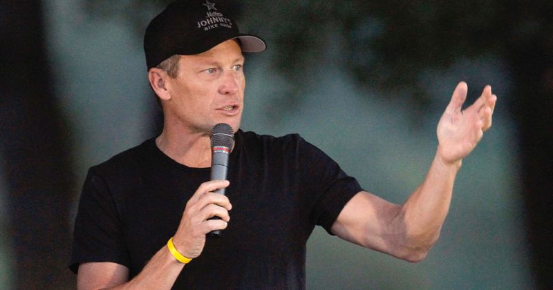 '30 for 30 Lance' Part 2: Fans relive favorite memories of Nike's Livestrong bracelets, 'they were everywhere'