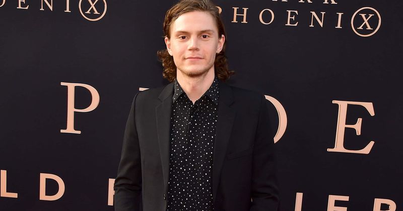 Evan Peters slammed for video condoning violence against looter, fans say racist 'AHS' role was too convincing