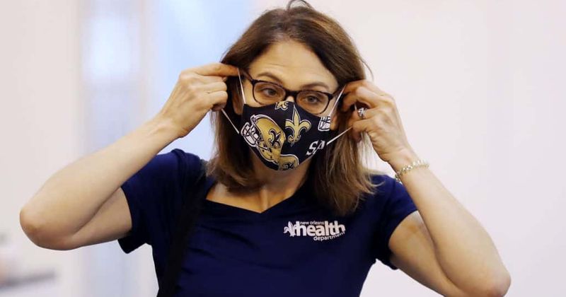 WHO advises fabric face masks for general public, but warns not to neglect hand hygiene and social distancing