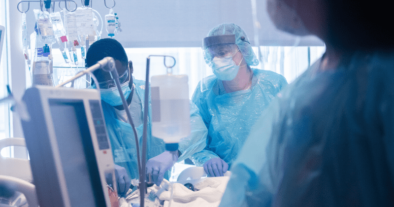 Surgeons perform first known US double lung transplant on Covid-19 patient who spent six weeks in ICU