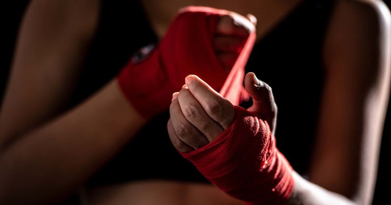 Boxer girl rapes man to death with shovel handle, simply kicks another to death for insulting farmer father