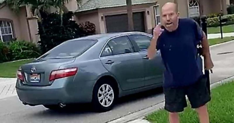 Lee Jeffers: Florida immigration officer who told black teen 'you don't deserve to be here' gets suspended
