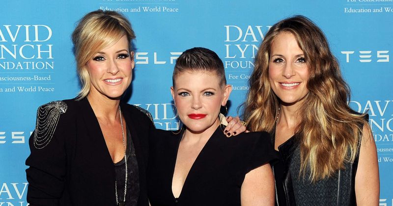 Country band The Dixie Chicks drop 'dixie' from name to blank Civil War memory, happy fans say 'good riddance'