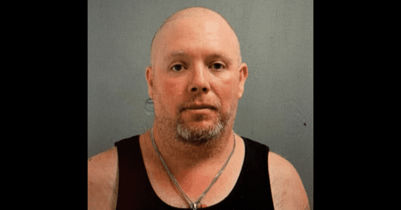 West Virginia cop rapes minor relative before Sunday service, assaults her again after coming back home