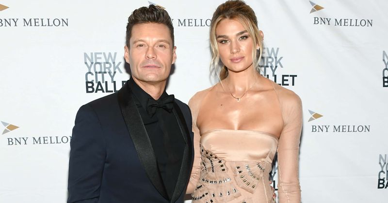 Who is the mystery blonde Ryan Seacrest vacationed with in Mexico after breaking up with Shayna Taylor?