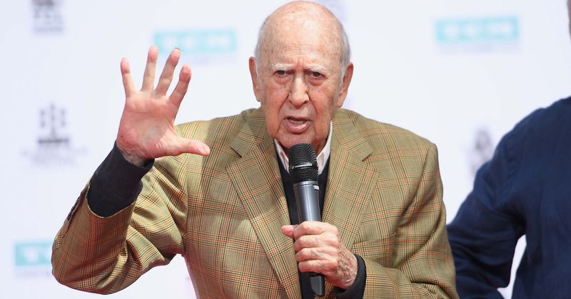 Carl Reiner, 'The Dick Van Dyke Show' creator and king of comedy, dies at 98