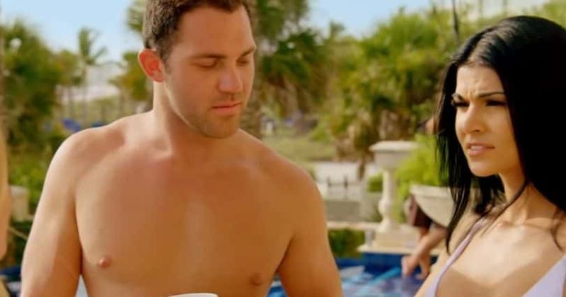 'Siesta Key': Fans seem convinced Alyssa's father is thrilled about her pregnancy because of Alex's money