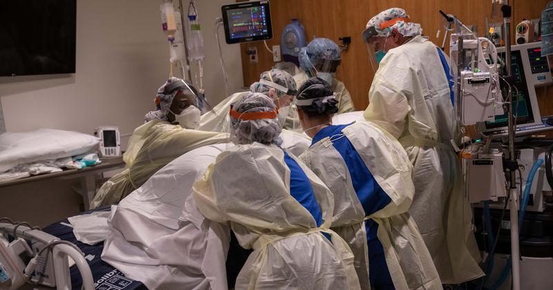 56 Florida trends as ICUs hit capacity with Covid-19, Angry Internet says 'Trump is letting Americans die'