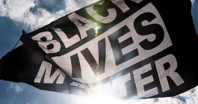 Illinois man faces eviction for putting Black Lives Matter flag on display from his apartment balcony