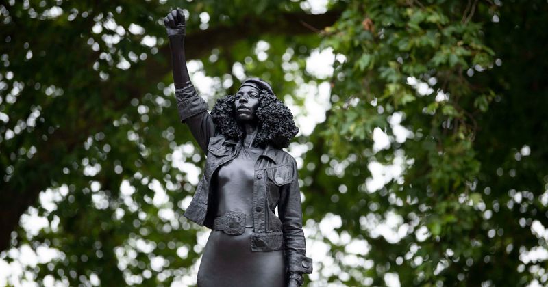 Who is Jen Reid, the woman whose statue replaced 17th-century slave trader Edward Colston in Bristol?