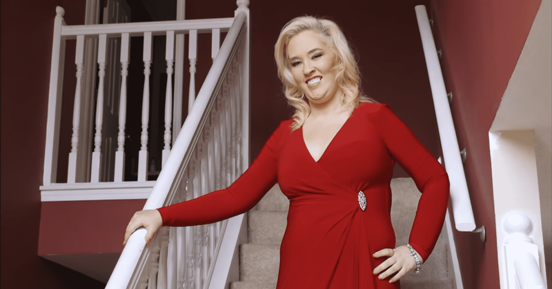 Mama June asks followers to pay $20 per minute to chat via video, fans say 'stop begging for money'