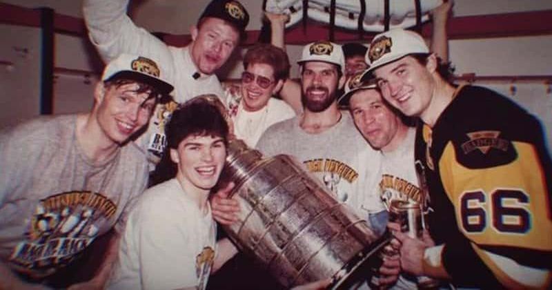 Reseña de 'Red Penguins': la película documental de Gabe Polsky sobre cómo Estados Unidos ayuda al hockey ruso es divertida e increíble