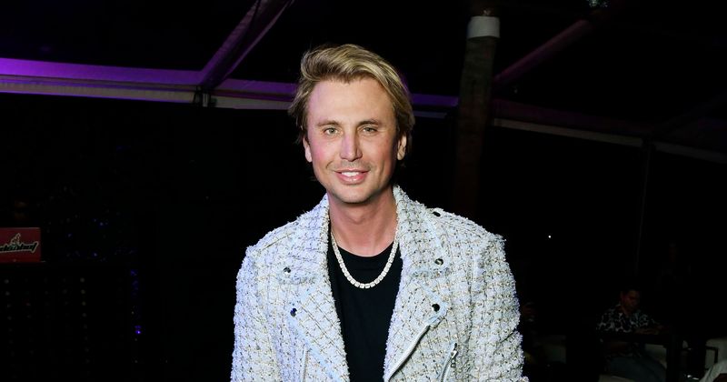 Jonathan Cheban robbed at gunpoint in New Jersey, Internet says 'Foodgod' wants to be BFF Kim Kardashian so bad