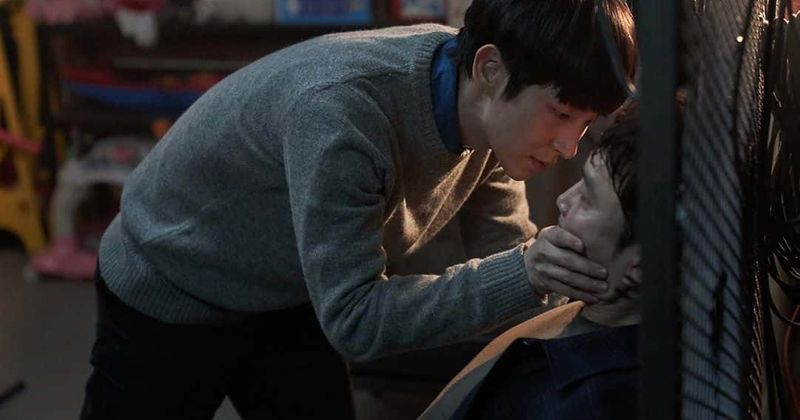 'Flower of Evil' Episode 3: Lee Joon-gi as Hee-sung turns scarier as Ji-won gets closer to unmasking his lies