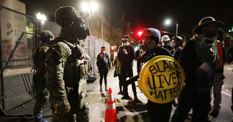 Portland cops say protesters threw rocks and concrete chunks at them, Internet slams 'copaganda' and seeks proof