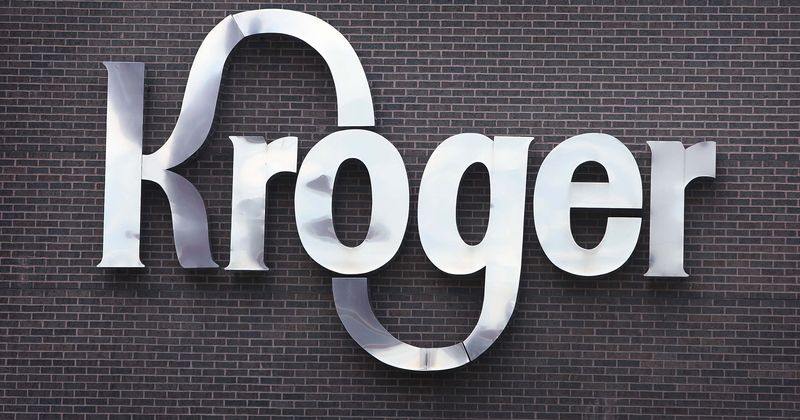Activist who doxed Kroger manager for not enforcing mask rule slammed for using platform to shame worker