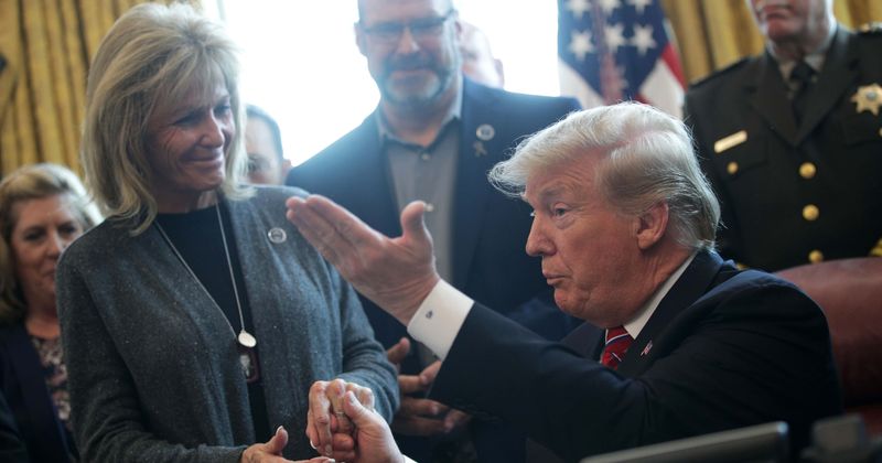RNC cancels Mary Ann Mendoza despite apology for anti-Semitic QAnon conspiracy tweet: 'GOP doesn't vet speakers'