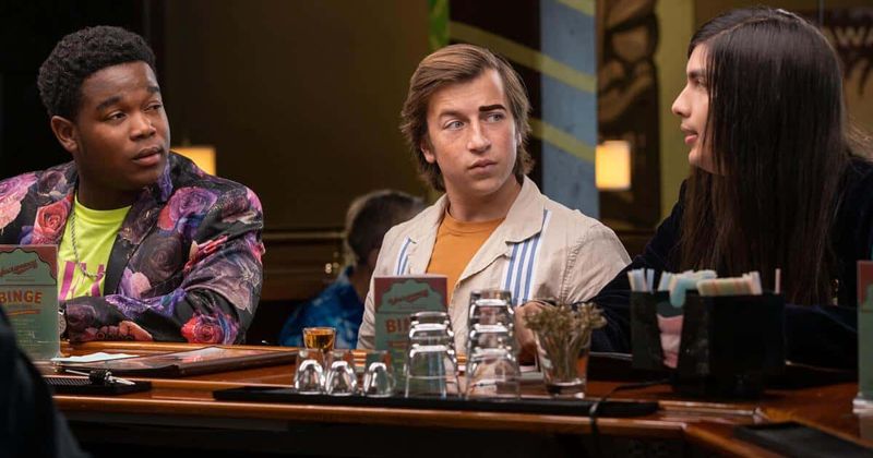 Revisión de 'The Binge': la misma película de viejos amigos sobre adolescentes hormonales y amistad