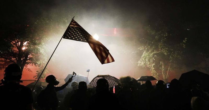 2 'Boogaloo Bois' arrested for plotting with Hamas to bomb courthouse and kill senators, White supremacists