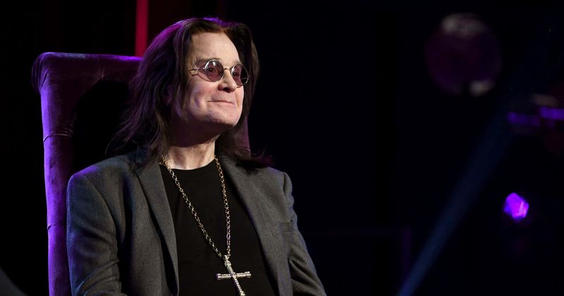 'The Nine Lives Of Ozzy Osbourne' deja a los fanáticos con lágrimas en los ojos cuando la llaman la 'biografía más increíble' de la historia