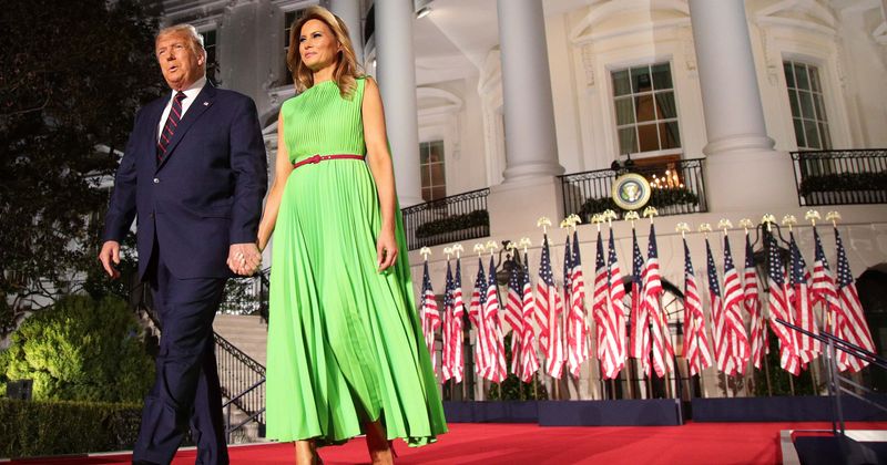 Trump slammed for mixing up The Pledge of Allegiance, Internet calls POTUS and Melania ‘a disgrace in every way’