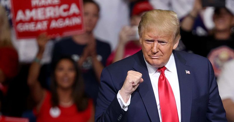Trump's Nevada rally labeled superspreader amid no social distancing and masks, Internet says 'Covid likes this'
