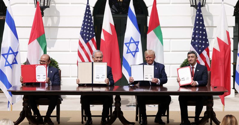 Is Palestine peace deal a farce? Internet says Trump is 'vying for Nobel Peace Prize' with Middle East accord