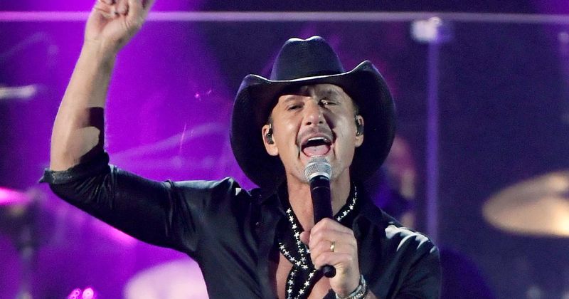 ACM Awards 2020: Tim McGraw warms hearts with ‘I Called Mama', fans call him 'feminist king' after moving speech