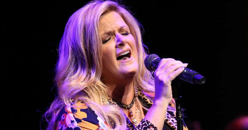 ACM Awards 2020: Trisha Yearwood honors late country stars with ‘I’ll Carry You Home’, leaves fans in tears