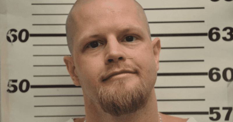 Joseph Oberhansley: 'There was blood everywhere,' officers recount entering cannibal killer victim's apartment