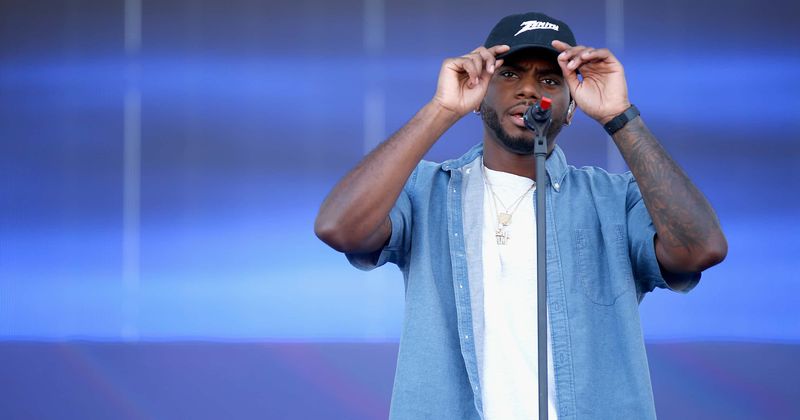 Bryson Tiller announces surprise 'Trapsoul' deluxe version, fans say their prayers have finally been answered