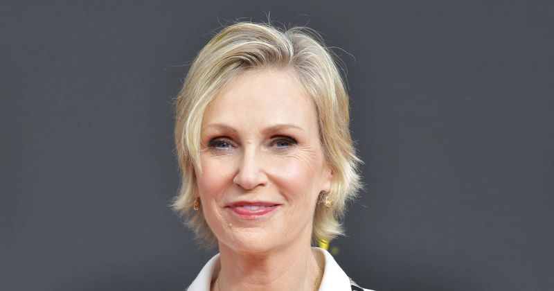 Who was Jane Lynch's wife? A look at who the 'Weakest Link' host is dating now