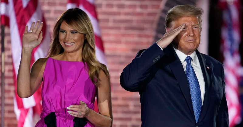 Melania's body language shows 'lack of affection' for Trump, couple appears 'self-conscious' unlike Obamas: Expert