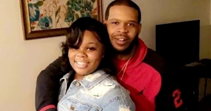 Breonna Taylor's boyfriend Kenneth Walker says cops didn't identify themselves during raid: 'Million percent sure'
