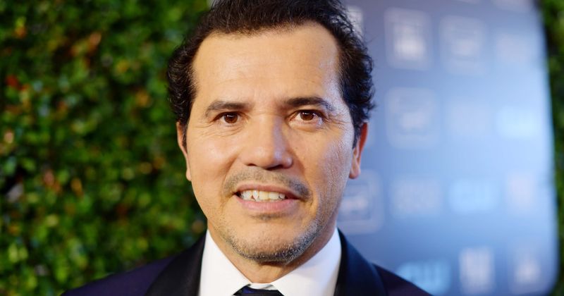 John Leguizamo says pro-Trump Latinos are like 'roaches for raid', Internet calls him 'typical tolerant liberal'